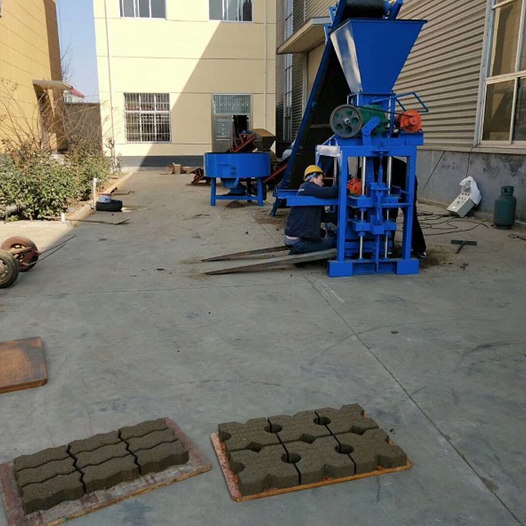 Qtj4 - 30a máquina manual semiautomática de fabricación de ladrillos con bloques huecos de cemento 